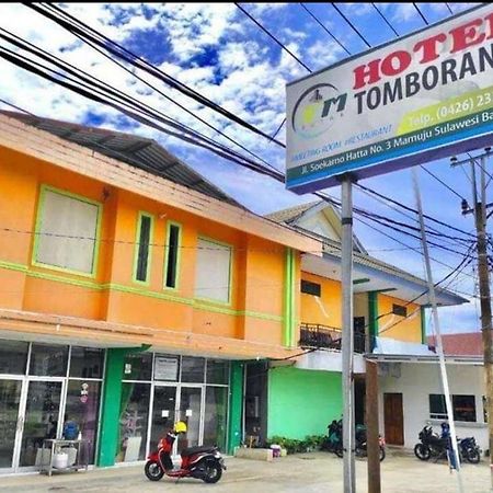 Oyo 93411 Syariah Hotel Tomborang Karema Exterior photo