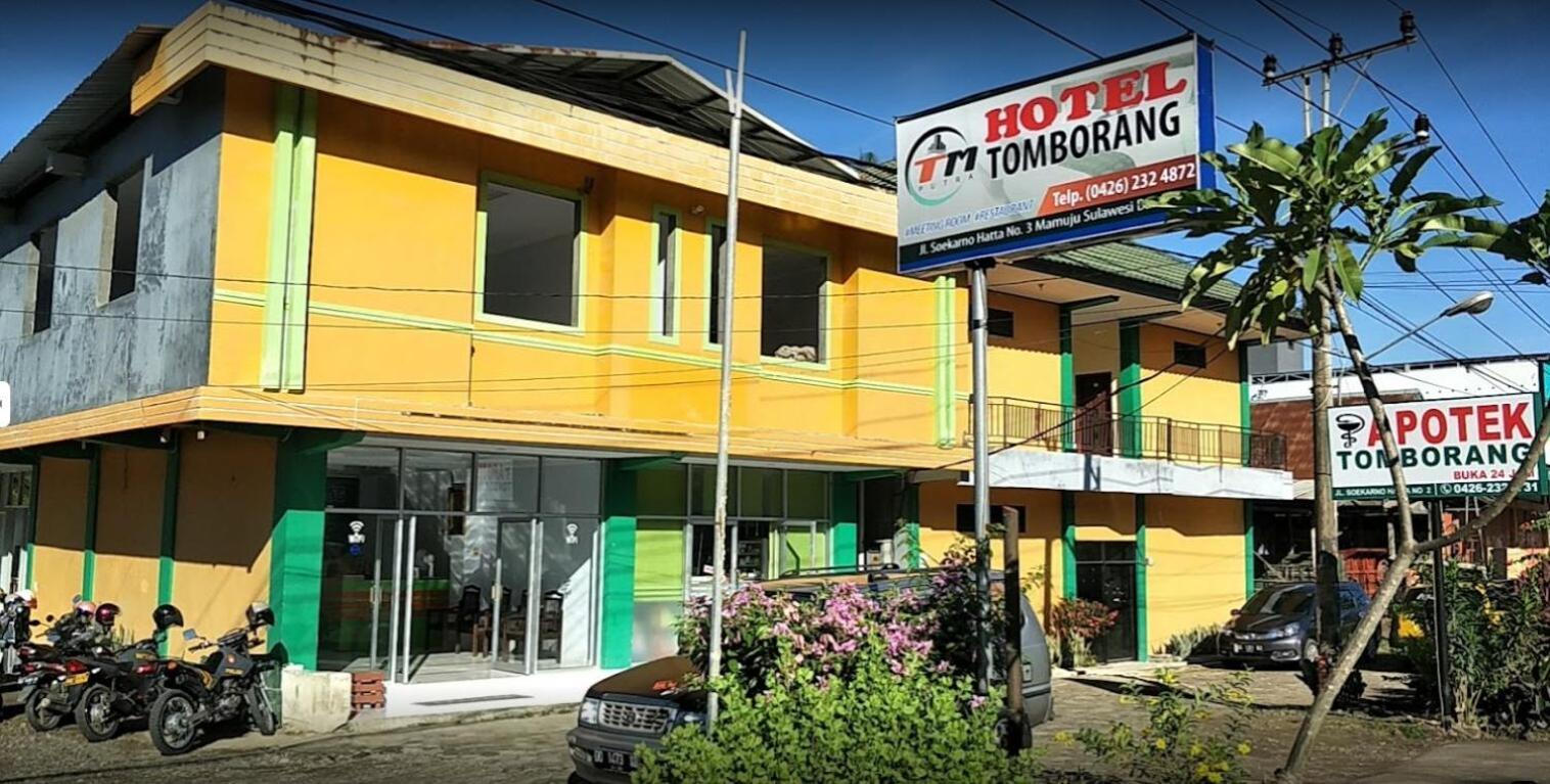 Oyo 93411 Syariah Hotel Tomborang Karema Exterior photo